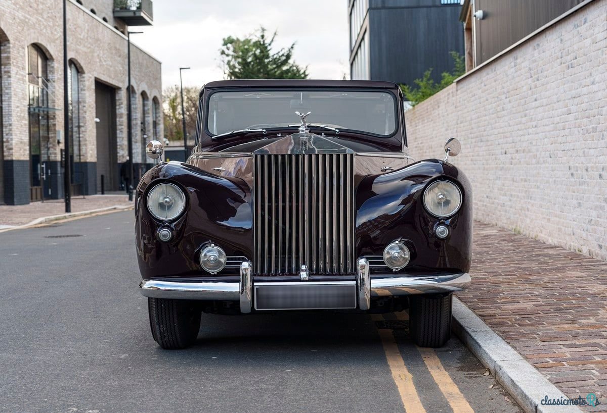 1953' Rolls-Royce Silver Wraith photo #5