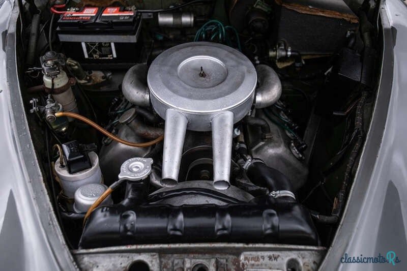 1967' Daimler 250 V8 photo #3