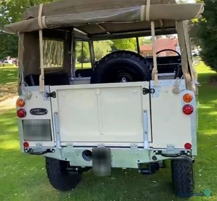 1973' Land Rover Series 3 photo #2