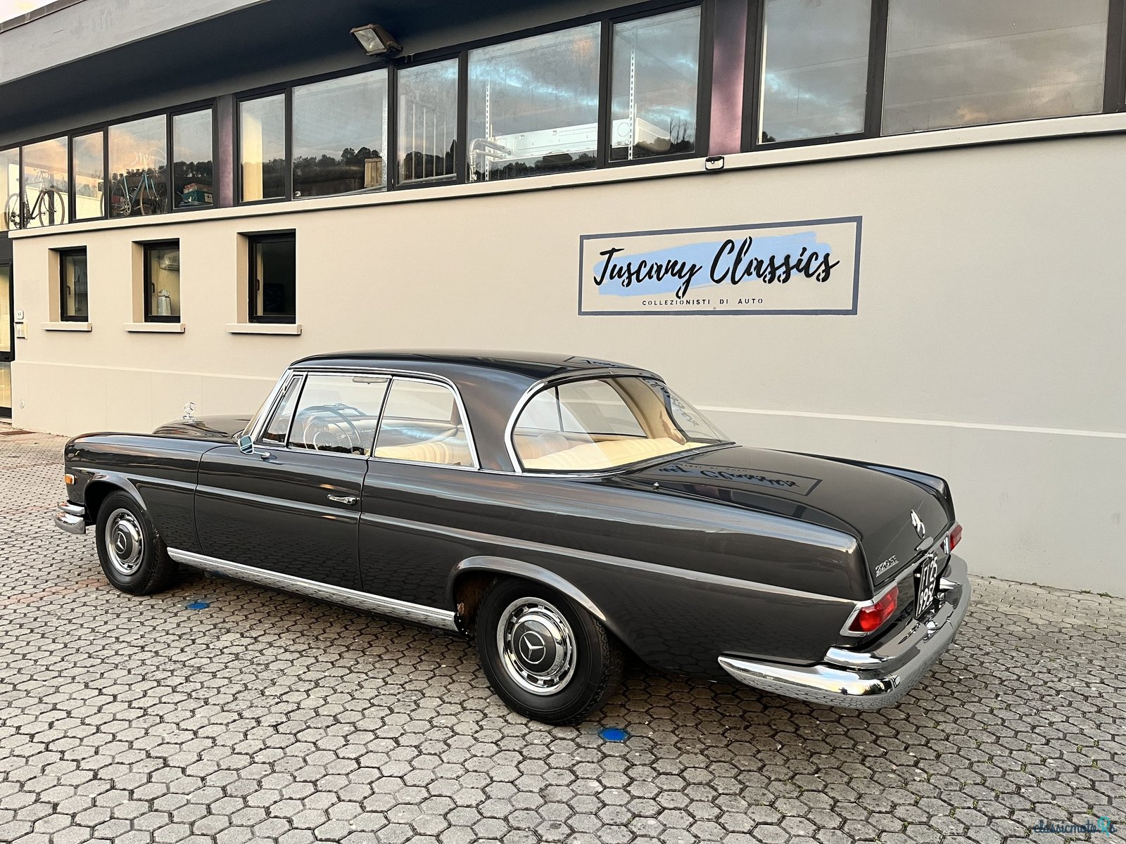 1964' Mercedes-Benz 220 photo #3