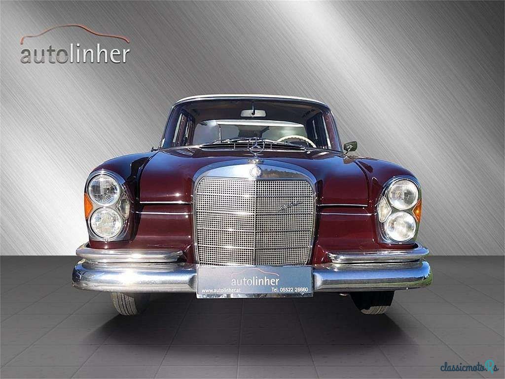 1972' Mercedes-Benz 220 SB W111 photo #6