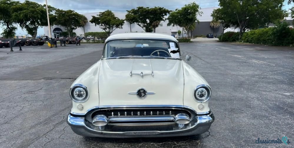 1955' Oldsmobile Delta 88 photo #4