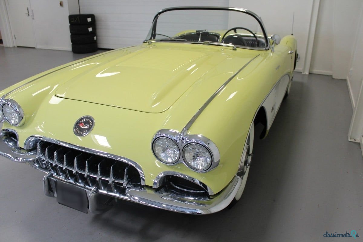 1958' Chevrolet Corvette photo #3