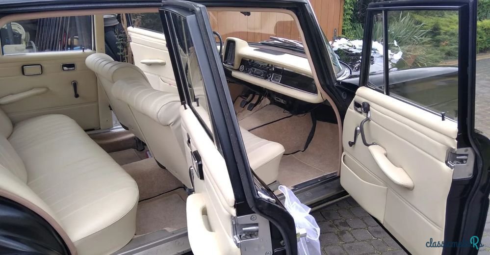 1967' Mercedes-Benz W110 photo #6