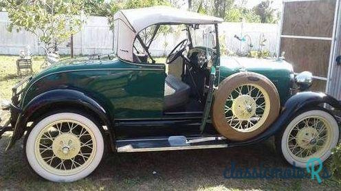 1929' Ford Model A Deluxe Roadster photo #6
