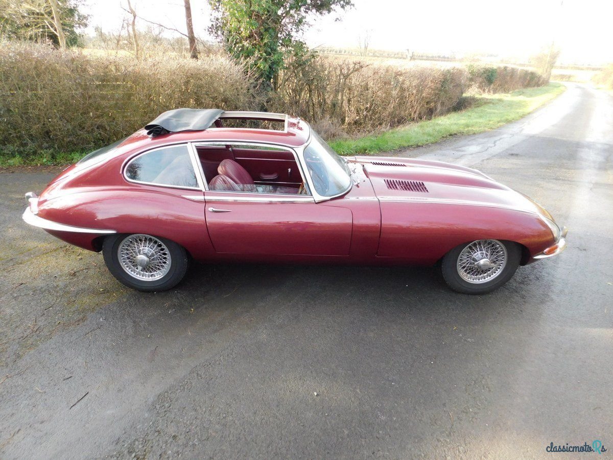 1966' Jaguar E-Type photo #5