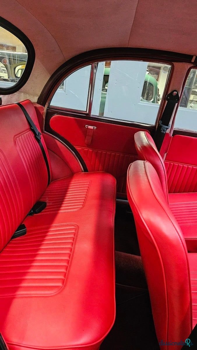 1968' Morris Minor photo #6