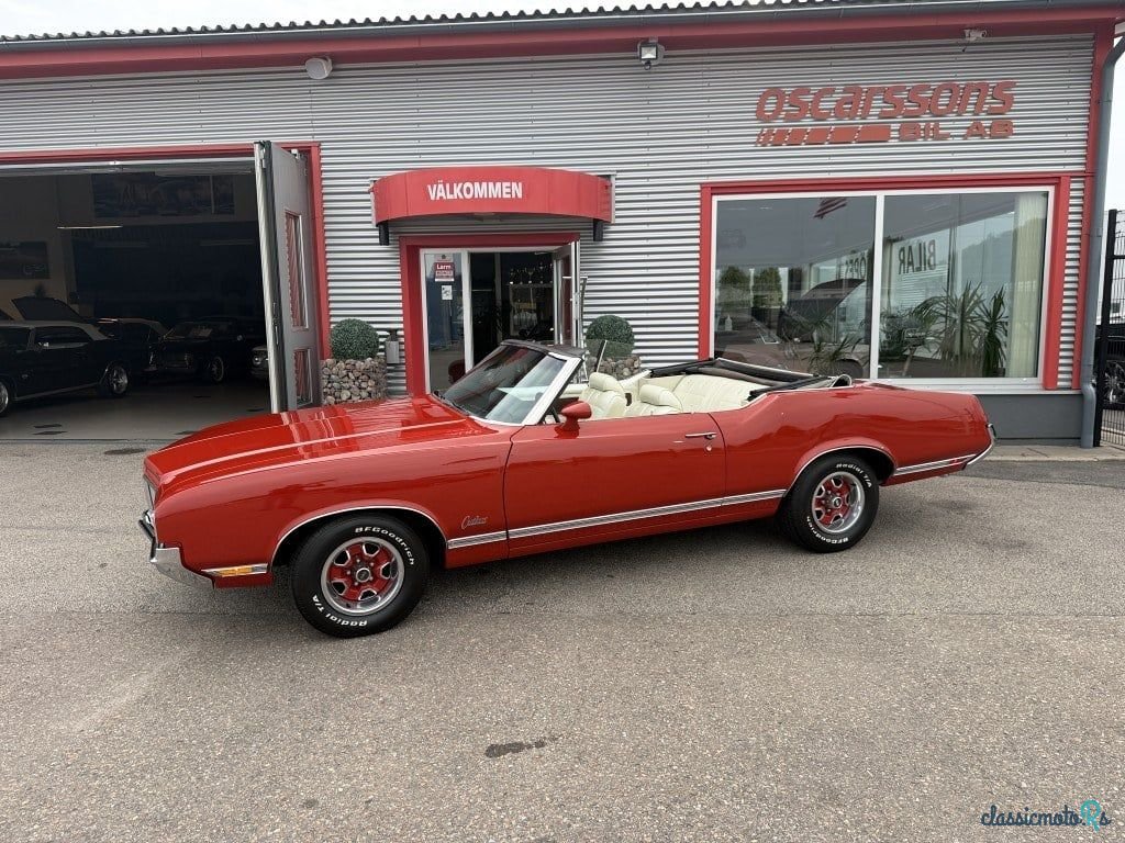1970' Oldsmobile Cutlass photo #4
