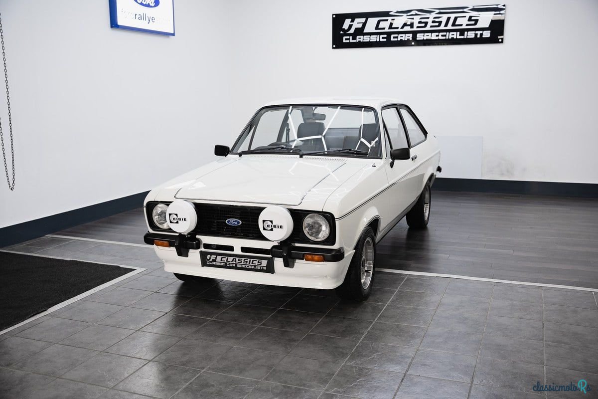1980' Ford Escort photo #5