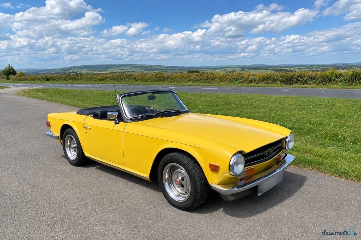 1975' Triumph TR6 photo #1