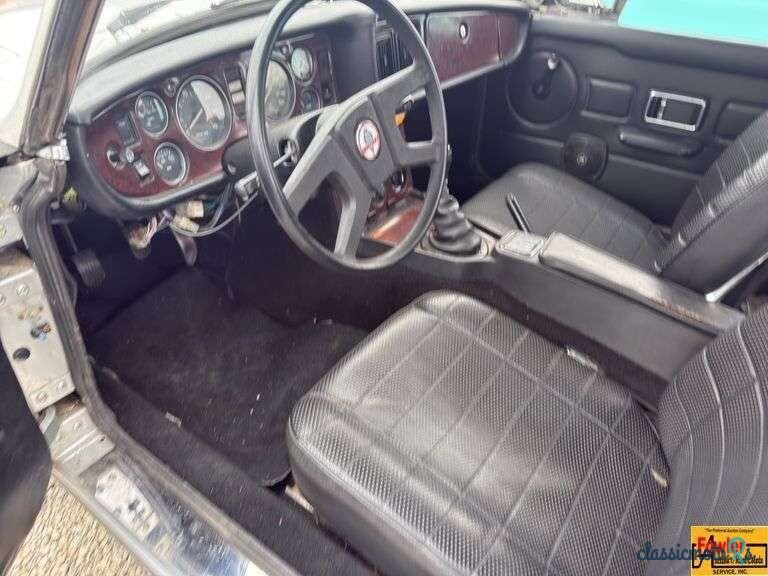 1977' MG MGB photo #2