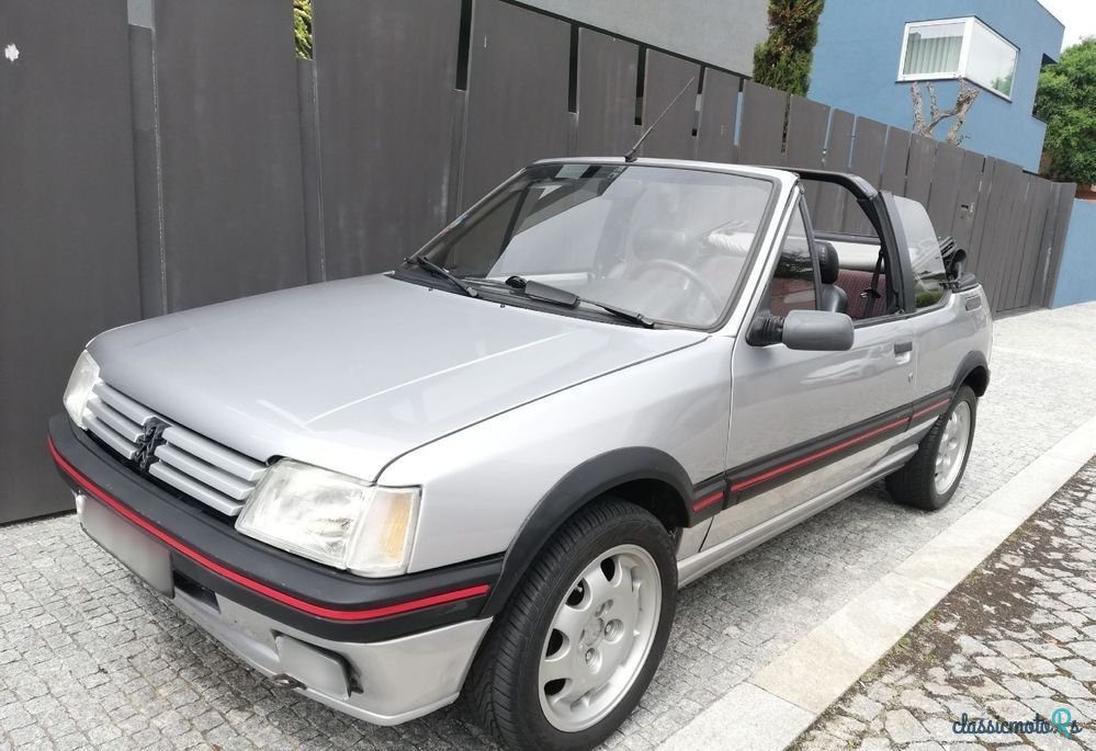1989' Peugeot 205 Cabrio photo #1
