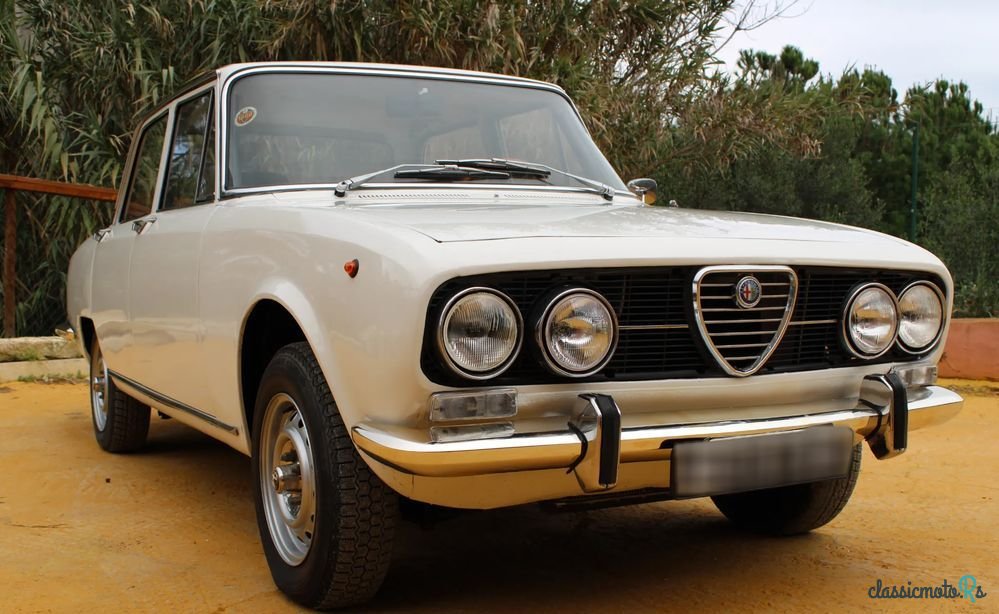 1972' Alfa Romeo 2000 photo #5