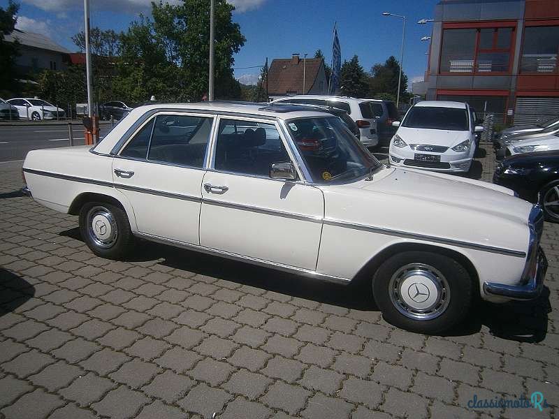1973' Mercedes-Benz 240 D photo #5