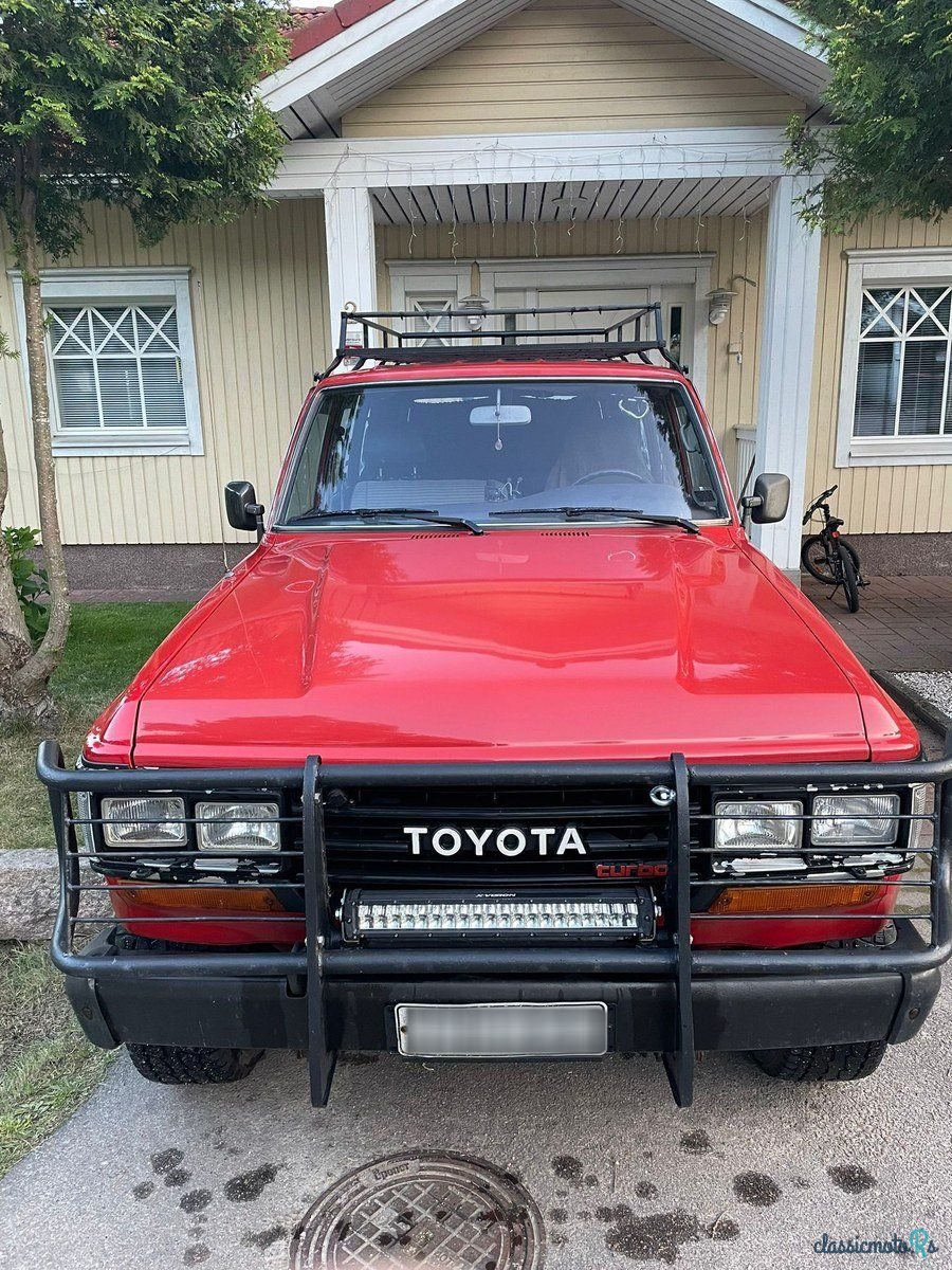 1989' Toyota Land Cruiser photo #3