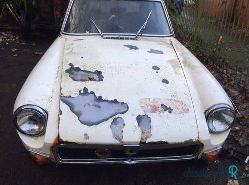 1974' MG Mgb Gt photo #4