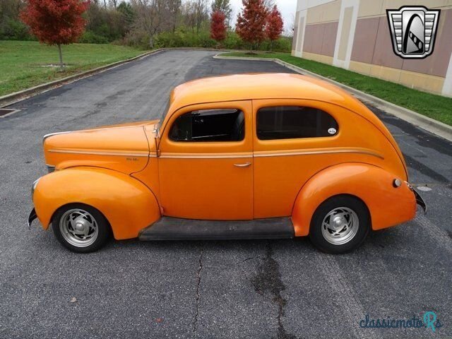 1940' Ford Custom photo #3