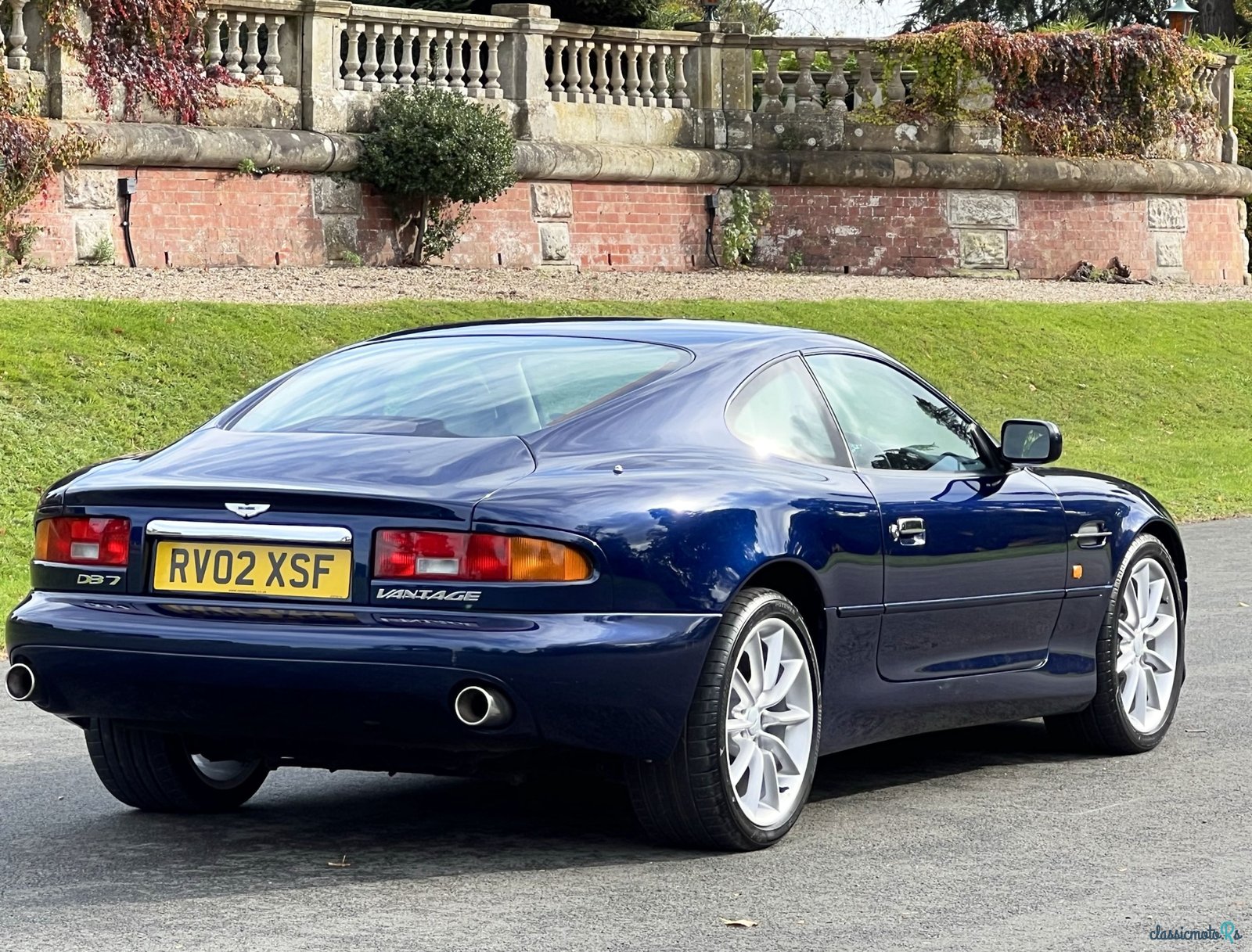 2002' Aston Martin DB7 photo #3
