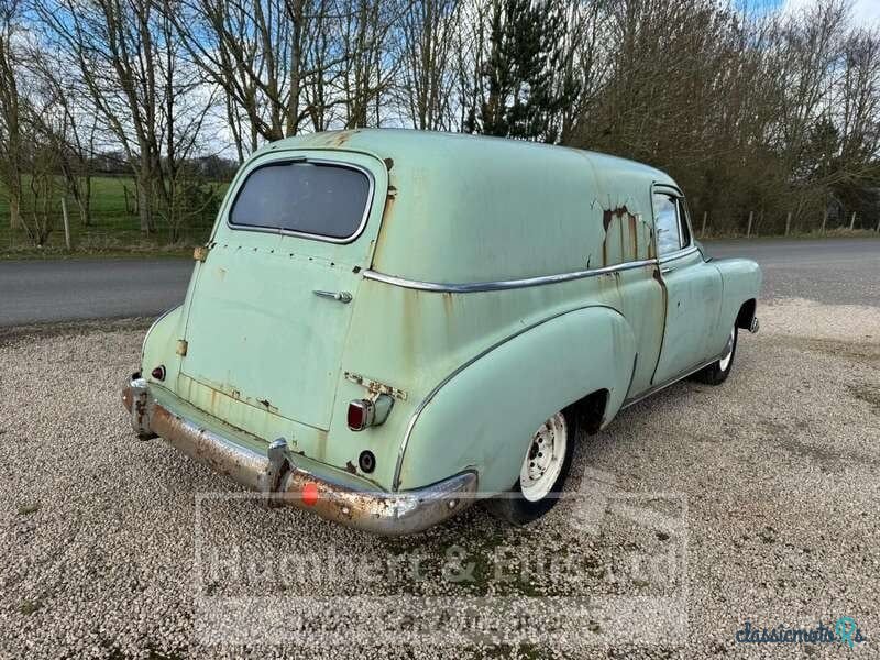1947' Chevrolet Sedan photo #5