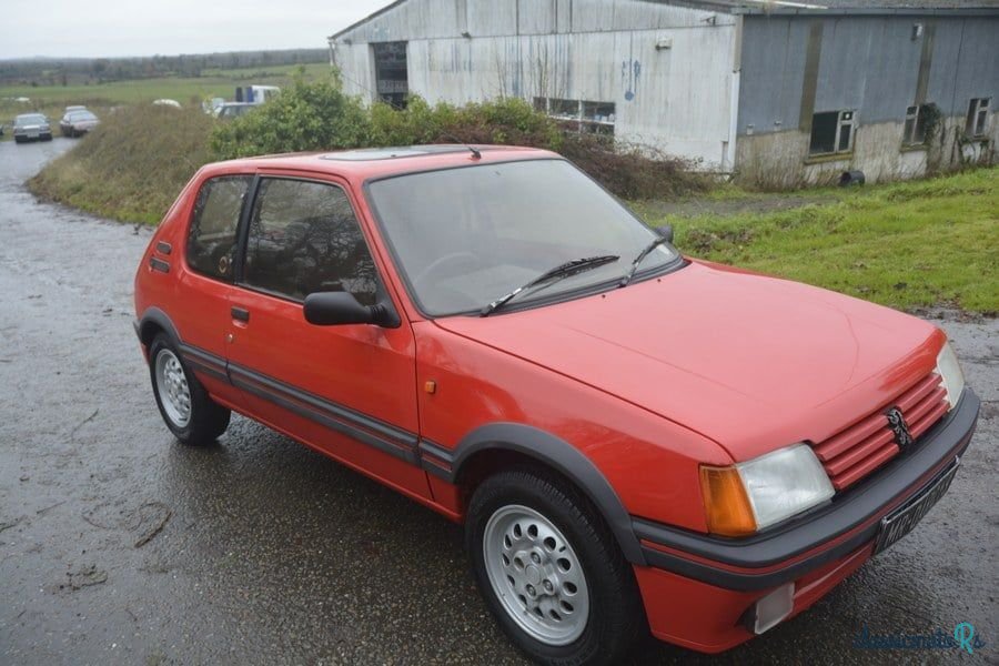 1987' Peugeot 205 photo #6