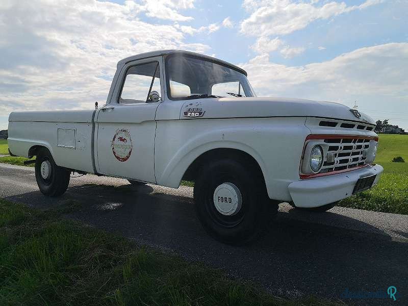 1964' Ford F-250 photo #5