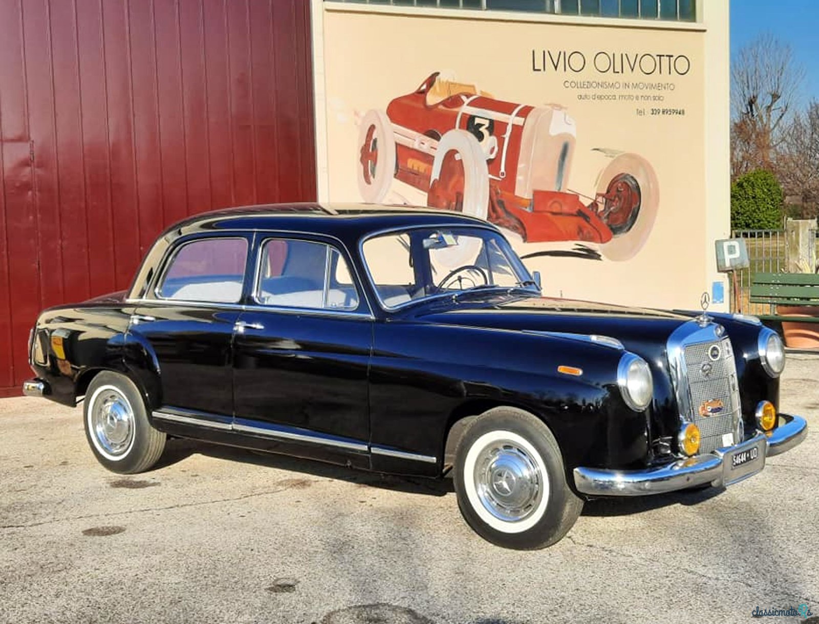 1957' Mercedes-Benz 219 Saloon photo #2