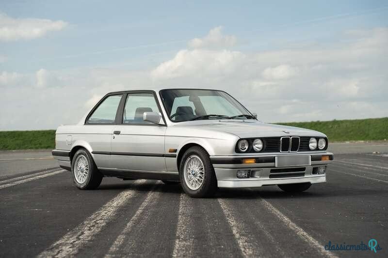 1990' BMW 3 Series photo #1