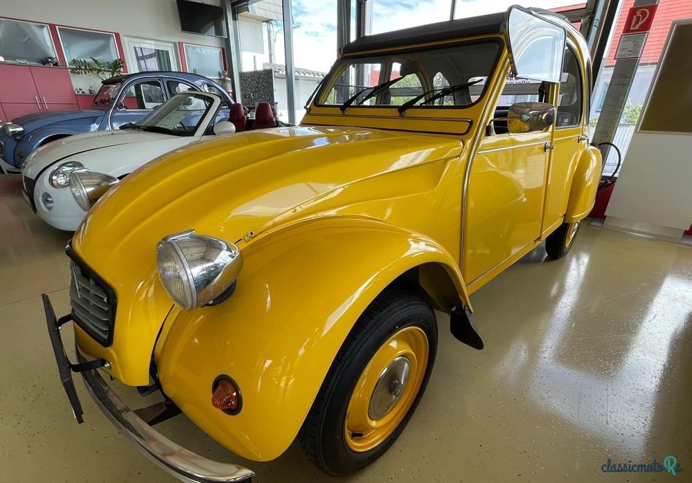 1974' Citroen 2 Cv Méhari 6 photo #1