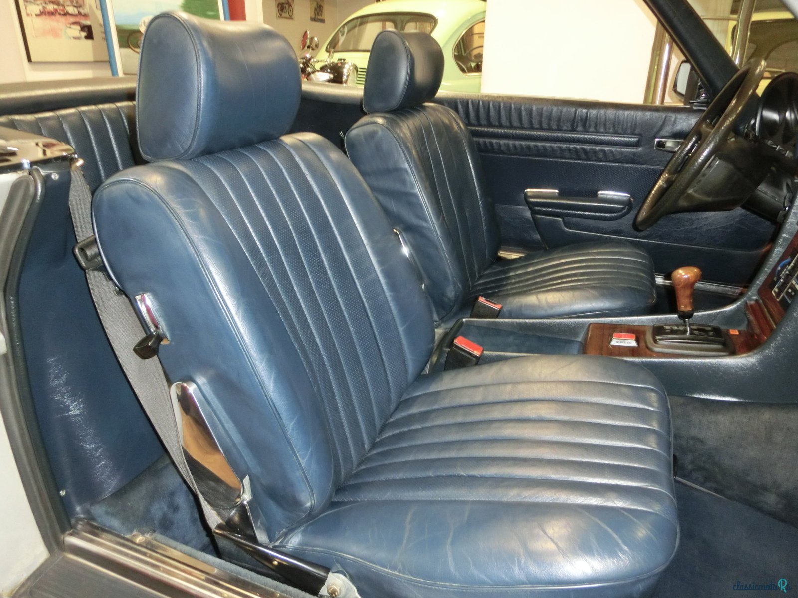 1980' Mercedes-Benz 280SL R107 ROADSTER photo #4