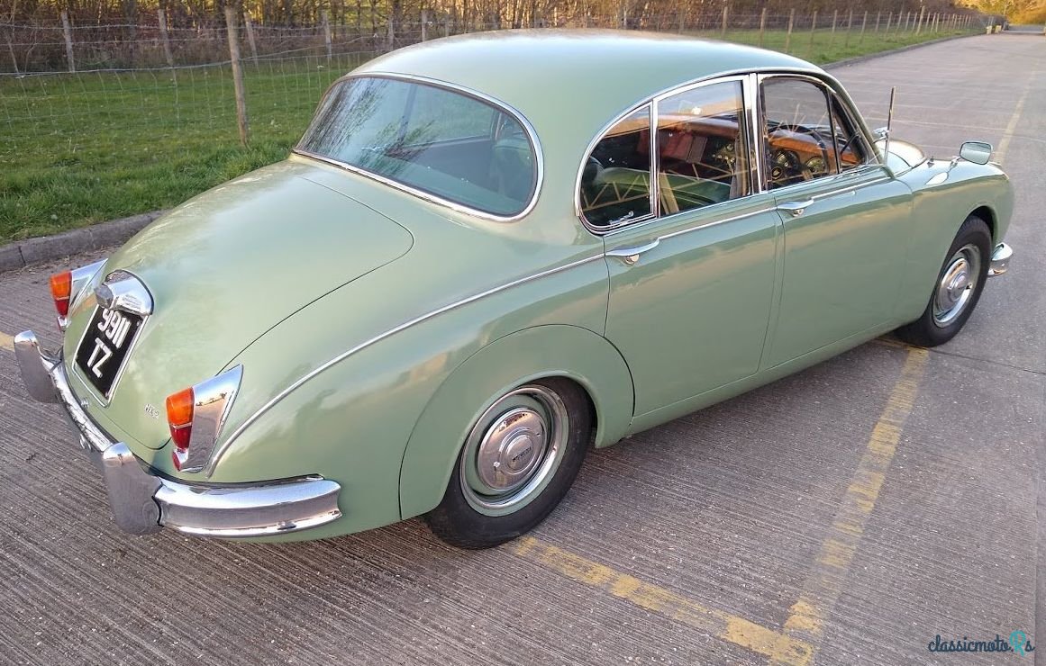 1967' Jaguar Mk2 photo #1