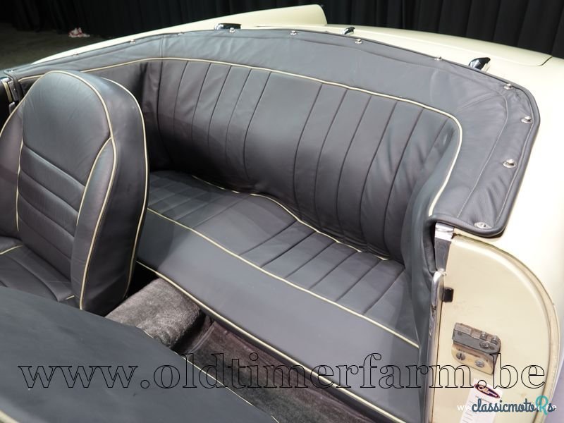 1962' Alfa Romeo 2000 Spider Touring '62 CH3046 photo #6