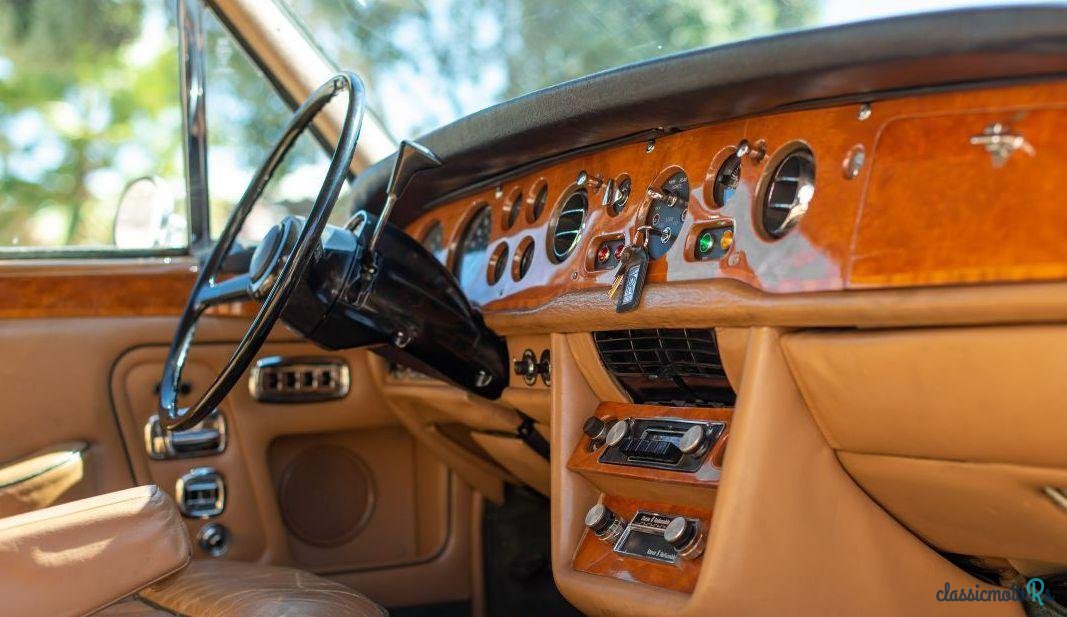 1973' Rolls-Royce Corniche photo #2