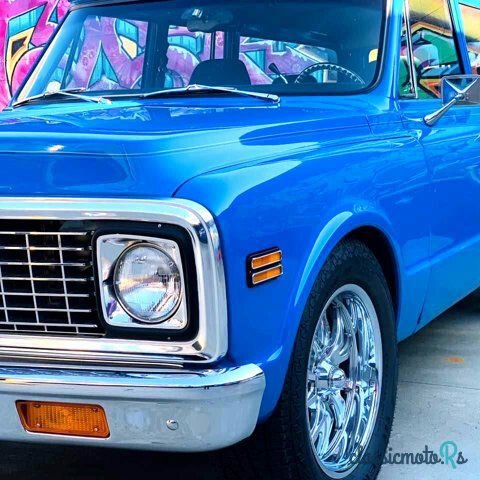 1972' Chevrolet Suburban photo #4