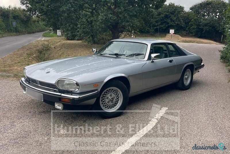 1990' Jaguar XJS photo #3