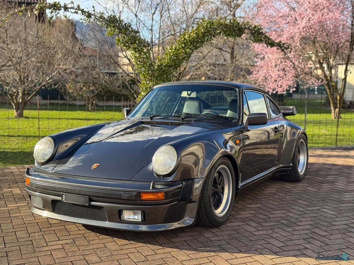 1980' Porsche 911 photo #1