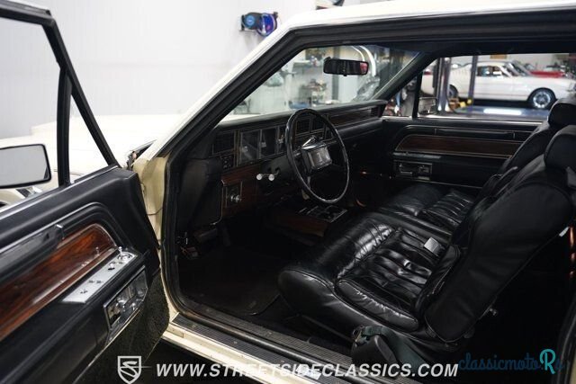 1982' Lincoln Mark VI photo #4