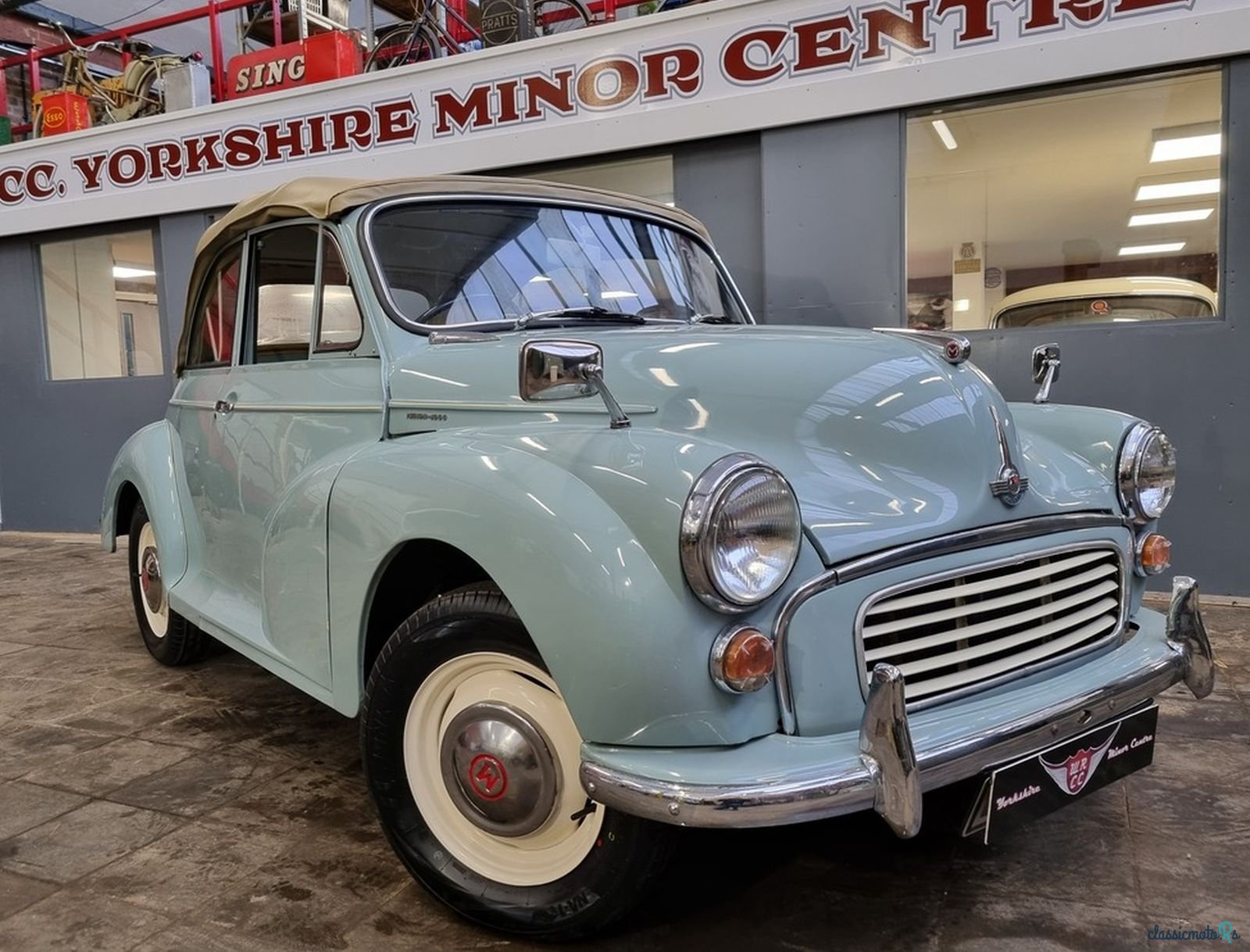 1964' Morris Minor 1000 photo #1