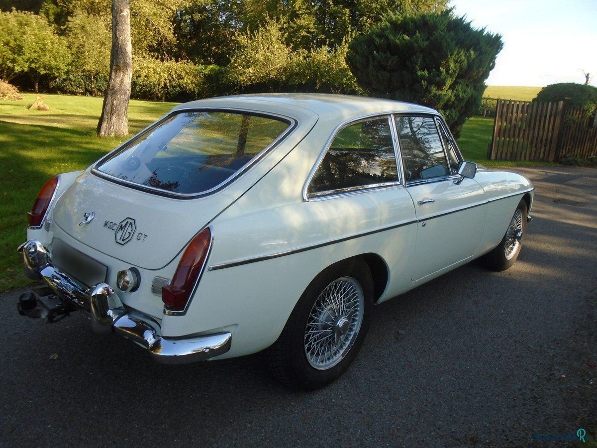 1968' MG MGC photo #3