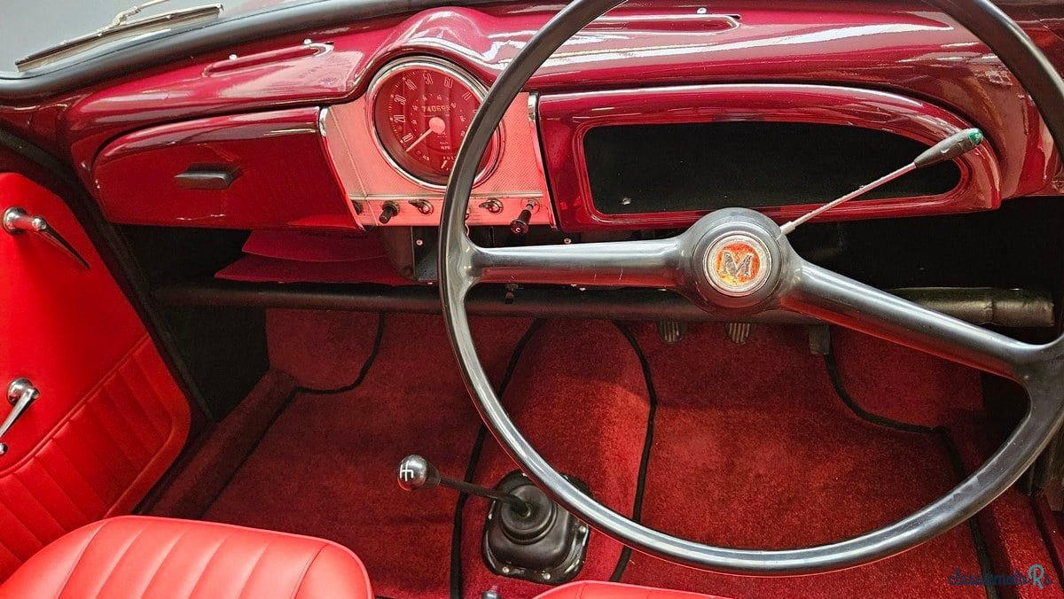 1969' Morris Minor photo #4