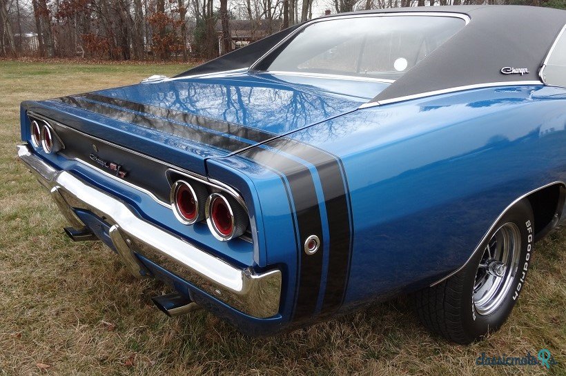 1968' Dodge Charger photo #2