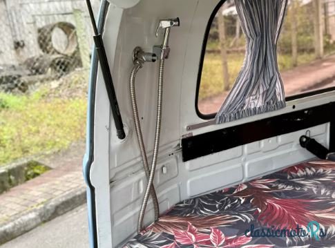 1996' Volkswagen Vans Baywindow photo #6