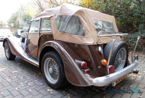 1985' Morgan Plus 4 4/4 4 Seater photo #3