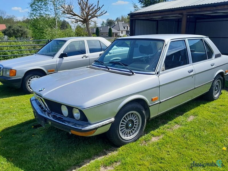 1979' BMW Seria 5 525 photo #1