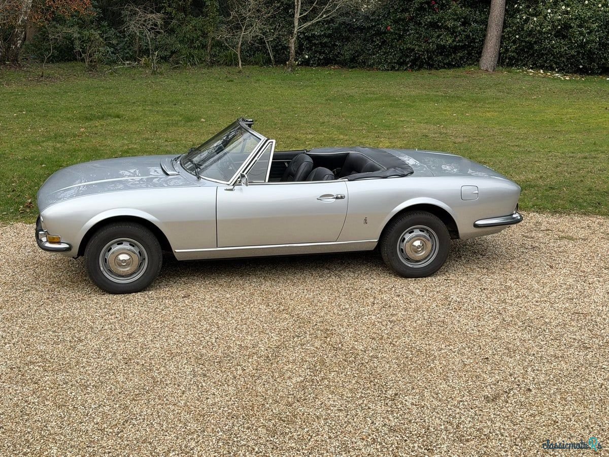 1973' Peugeot 504 photo #1