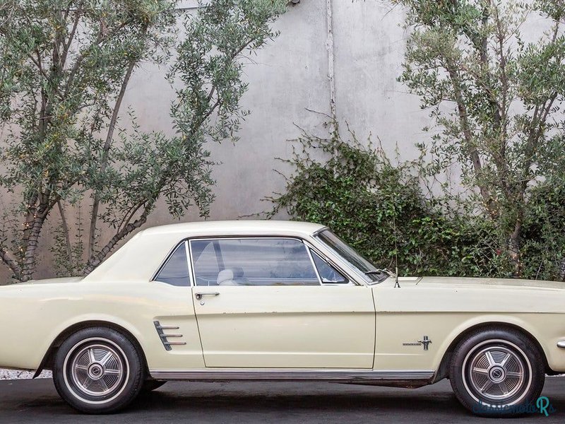 1965' Ford Mustang photo #2