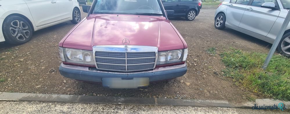 1988' Mercedes-Benz Classe E photo #4