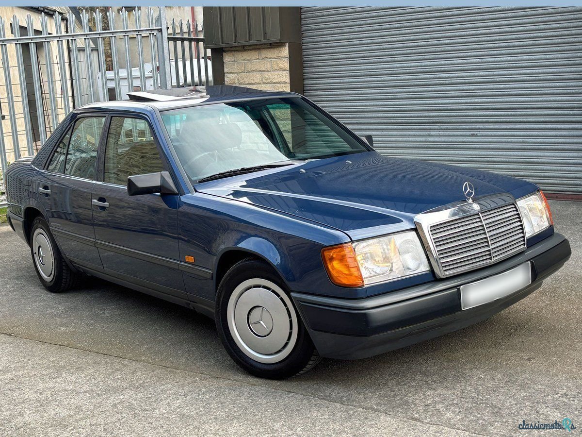 1989' Mercedes-Benz E Class photo #3