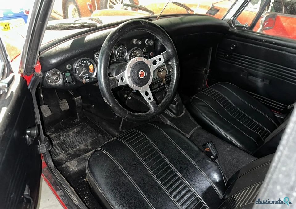 1974' MG Midget photo #5