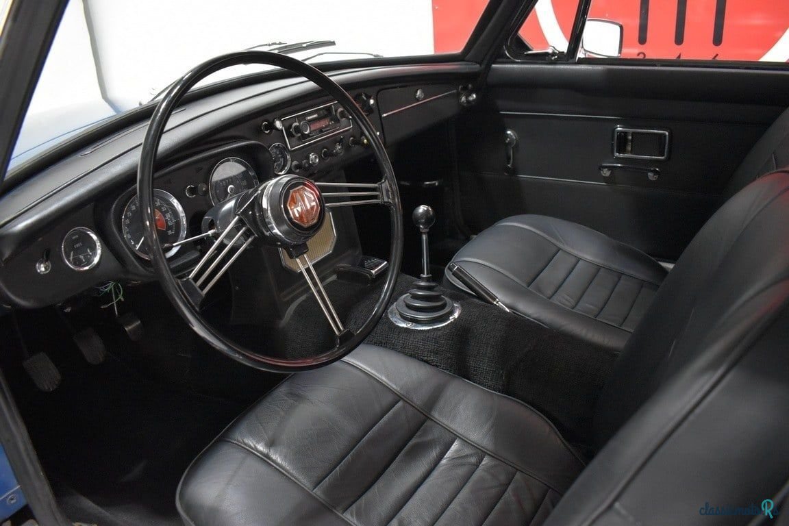 1969' MG MGC photo #6