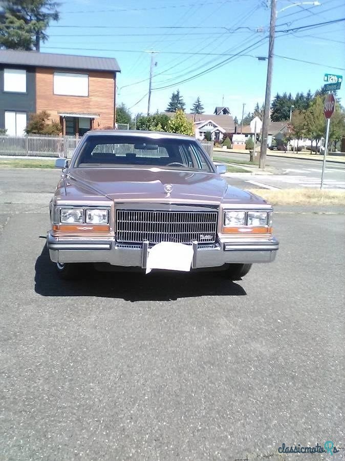1989' Cadillac Brougham photo #5